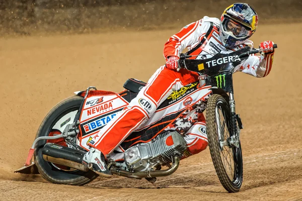 Speedway rider in red and white at the TEGERA Stockholm practice — 图库照片