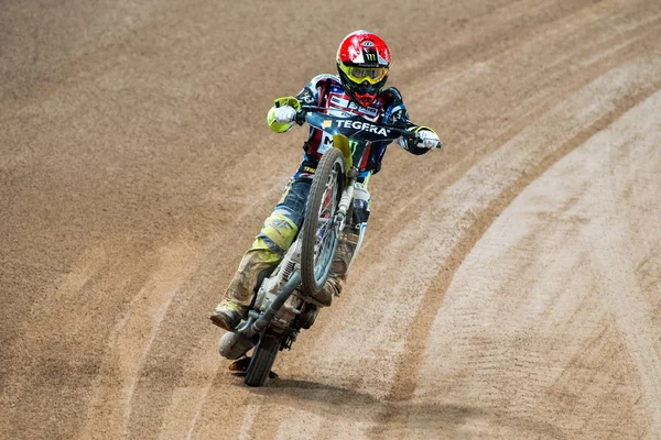 Chris Holder from the USA celebrates the heat victory with a whe — стокове фото