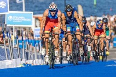 Mariefred pastoral küçük kasaba Gripsholm kalede kalın duvara pencereden