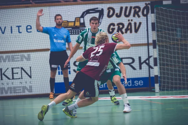 Alfred Jonsson atirando no jogo de handebol entre Hammarby vs — Fotografia de Stock