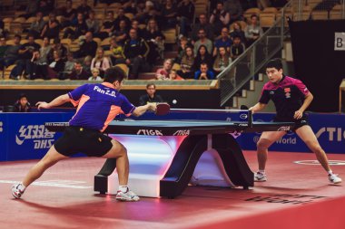 Maç Çin 'den Liang Jingkun ve Fan Zhendong arasında.