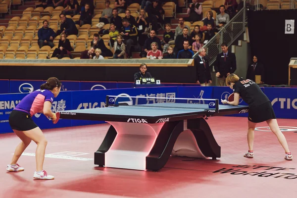 Match between Zhu Yuling and Liu Shiwen from China — Stock Photo, Image