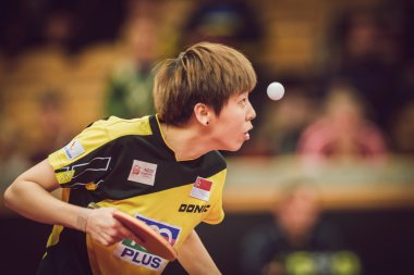 Ye, Yihan (SIN) ve Meng (CHI) arasındaki son karşılaşma)