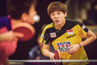 Ye, Yihan (SIN) ve Meng (CHI) arasındaki son karşılaşma)