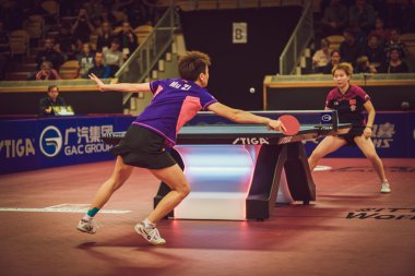 Masa tenisinde Mu Zi (CHI) ve Zhu Yuling (CHI) finalleri