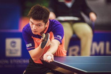 Fan Zhendong (CHI) ve Xu Xin (CHI) arasındaki masa tenisi finalleri) 