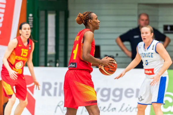 Sancho Lyttle en el juego Clasificador Europeo de Baloncesto Femenino — Foto de Stock