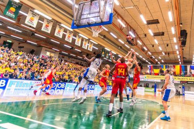 İspanya, İsveç ve İspanya arasında kadınlar Avrupa Basketbol niteleyici oyunda saldıran