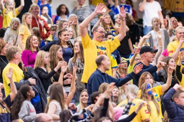 Swedish fans at the Women European Basketball Qualifier game bet
