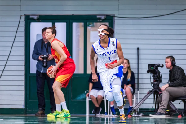 Suécia contra Espanha no Qualificador Europeu de Basquetebol Feminino — Fotografia de Stock