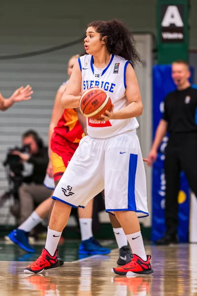 Amanda Zahui (SWE) no Women European Basketball Qualifier ga — Fotografia de Stock