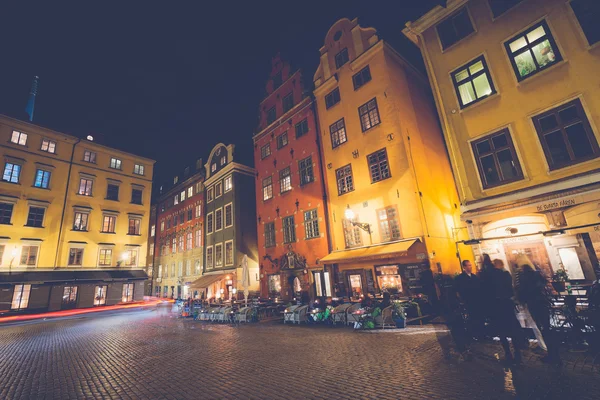 Stortorget w starym mieście (Gamla stan) w Sztokholmie podczas nawet — Zdjęcie stockowe
