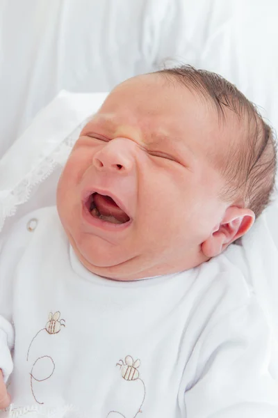 Bebê chorando — Fotografia de Stock