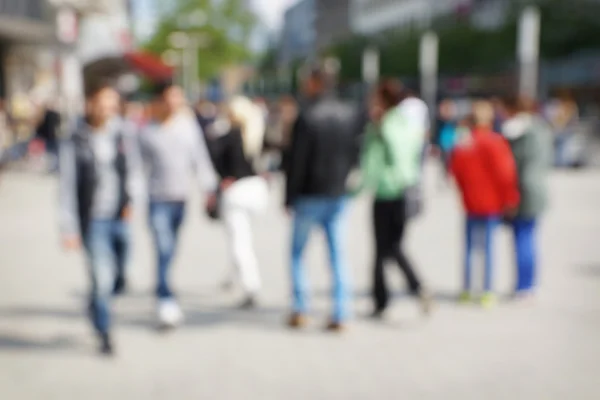 Hors Groupe Discussion Personnes Marchant Dans Une Zone Piétonne — Photo