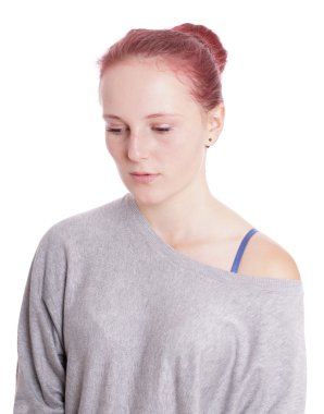 üzgün genç kadın