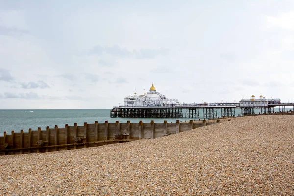 Molo Eastbourne Południowo Wschodnim Wybrzeżu Anglii Przyjemność Molo Otwarty 1870 — Zdjęcie stockowe