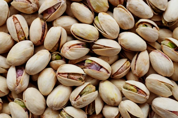 Roasted and salted pistachios in their shells — Stock Photo, Image