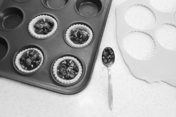 Making mince pies in the kitchen — Stock Photo, Image