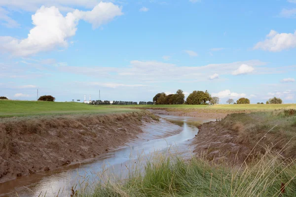 Odlivu na řeky Nene kotvící faul, Cambridgeshire — Stock fotografie