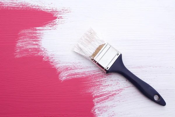 Recubrimiento de pintura rosa con una capa de emulsión blanca —  Fotos de Stock