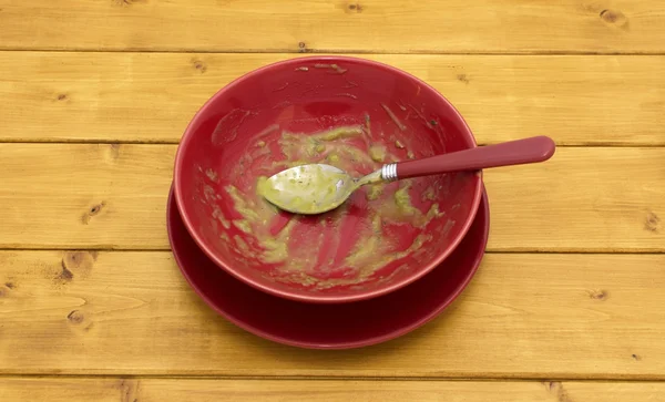 Tazón de sopa vacío con el resto de sopa —  Fotos de Stock