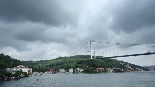 Hermosa Vista Puente Del Bósforo Desde Bote Turístico Del Bósforo — Foto de Stock