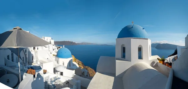 Iglesia Blue Dome Santorini Grecia —  Fotos de Stock
