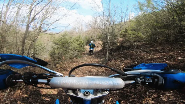 Hombre Extremo Deporte Equitación Turismo Enduro Motocicleta Campo Tierra —  Fotos de Stock