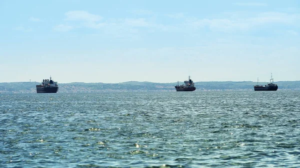 Frachtschiffe Warten Hafen Auf Ihre Verladung Der Bucht Von Thessaloniki — Stockfoto