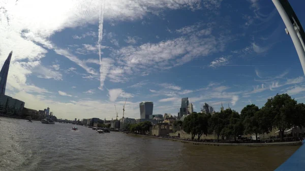 Bateau Passant Sous Tower Bridge Coucher Soleil Londres Royaume Uni — Photo