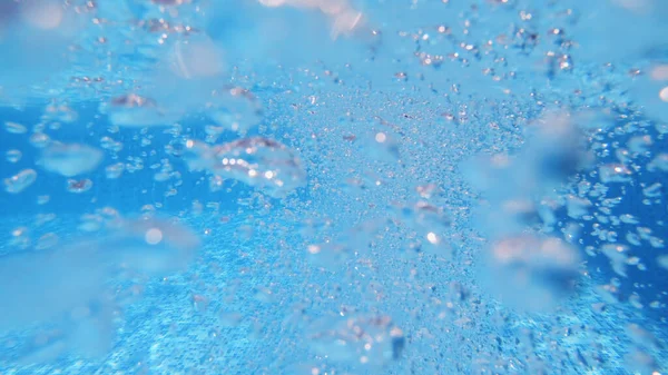 Vista Submarina Del Chorro Agua Piscina Con Burbujas Levantándose Motivo — Foto de Stock