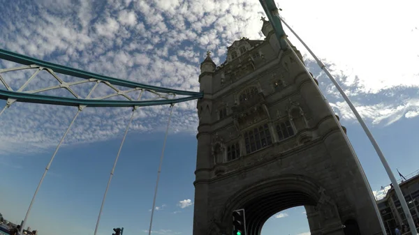 Londres Portugal Junho 2017 Turistas Pov Tráfego Tower Bridge Dia — Fotografia de Stock