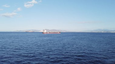 Petrol tankeri Kuzey Denizi 'nden geliyor.