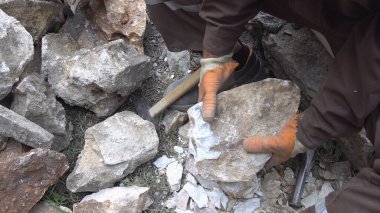 Keskiyle Artizan oyma taşı