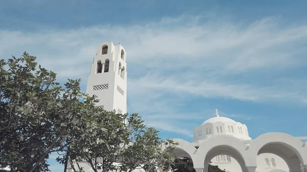 圣托里尼岛上Ypapanti的Fira Thera 东正教大教堂白色圆顶 — 图库照片