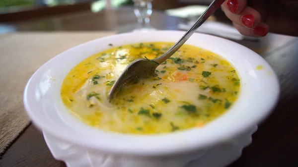 Eating Chicken Soup Bowl Traditional Chicken Soup Served Bowl — Stock Photo, Image