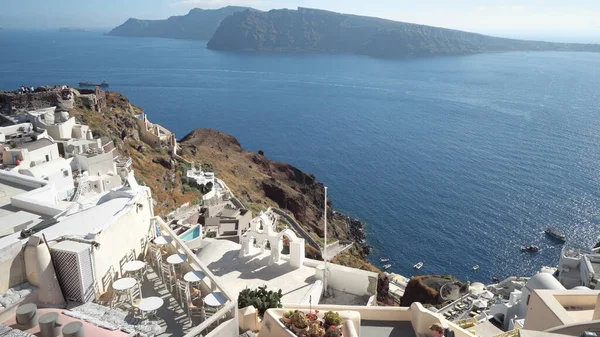 Grekland Hjärtat Santorini Klippan Och Kyrkan Agios Nikolaos Toppen Klippa — Stockfoto