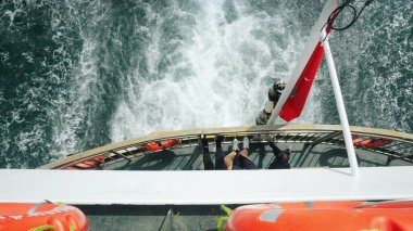 Turist vapurundan görülen Boğaz Köprüsü 'nün panoramik görüntüsü