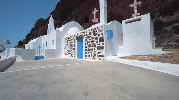 Svatý Nikolaos Ortodoxní Kostel Nachází Akrotiri Vedle Slavné Red Beach — Stock fotografie