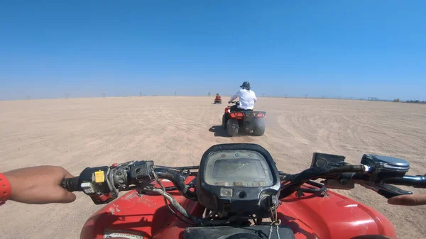 Paseo Quad Bicicleta Por Desierto Cerca Sharm Sheikh Egipto Aventuras —  Fotos de Stock