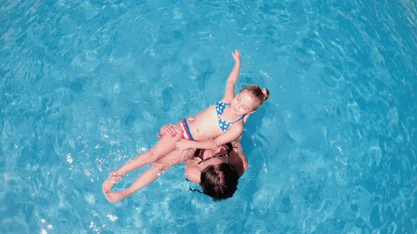 Underwater View Jetstream Swimming Pool Bubbles Rising Slow Motiion — Stock Photo, Image