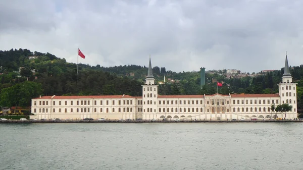 Het Kuleli Militaire Hogeschool Gebouw Oorspronkelijk Kuleli Cavalerie Barakken Istanbul — Stockfoto