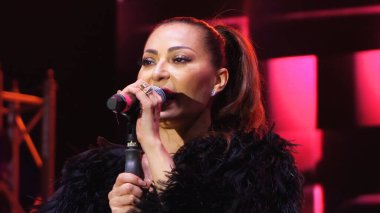 Bansko, Bulgaristan - 08 Sep, 2019: Sırp ünlü şarkıcı Ceca Raznatoviç Bulgaristan 'ın Bansko kentinde bir konser veriyor  