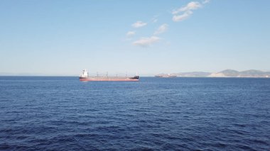 Petrol tankeri Kuzey Denizi 'nden geliyor.