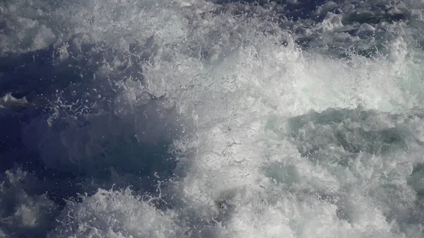 Incroyable Mer Méditerranée Bleue Sillage Bateau Croisière Naviguant Travers Océan — Photo