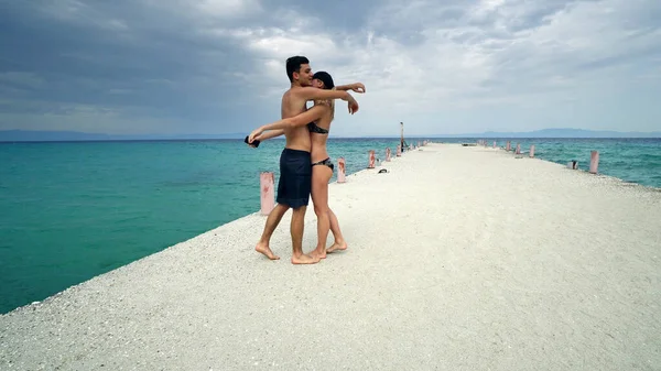 Happy Romantic Couple Dance Beach Pier Smiling — Stock Photo, Image