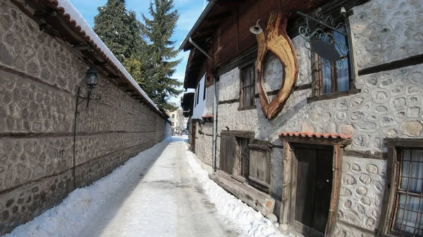 Long Back Alley Stone Pavement Vanhassa Kaupungissa Bansko Bulgaria Hiihtokeskus — kuvapankkivalokuva