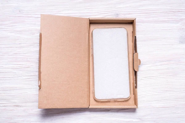 Hnědá Plochá Kartonová Krabička Mobil Obal Smartphone — Stock fotografie