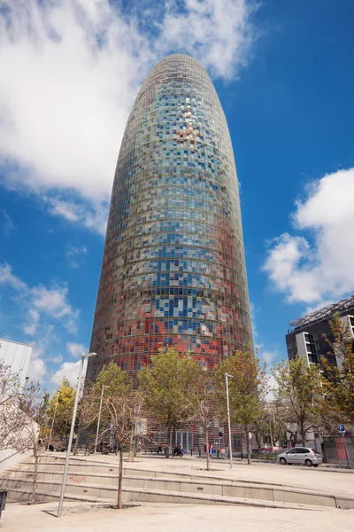  Torre Agbar 7 Mayıs 2016 tarihinde Barselona, İspanya. 38 katlı kule, 2005 yılında ünlü architecht Jean Nouvel tarafından inşa edilmiştir. Barselona'da ünlü bir dönüm noktası şimdi Grupo Agbar aittir