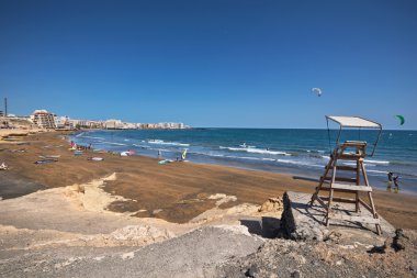 Bazı turistik El Medano Beach doğal görünümü üzerinde 17 Temmuz 2016 yılında El Medano, Kanarya Adası Tenerife, İspanya